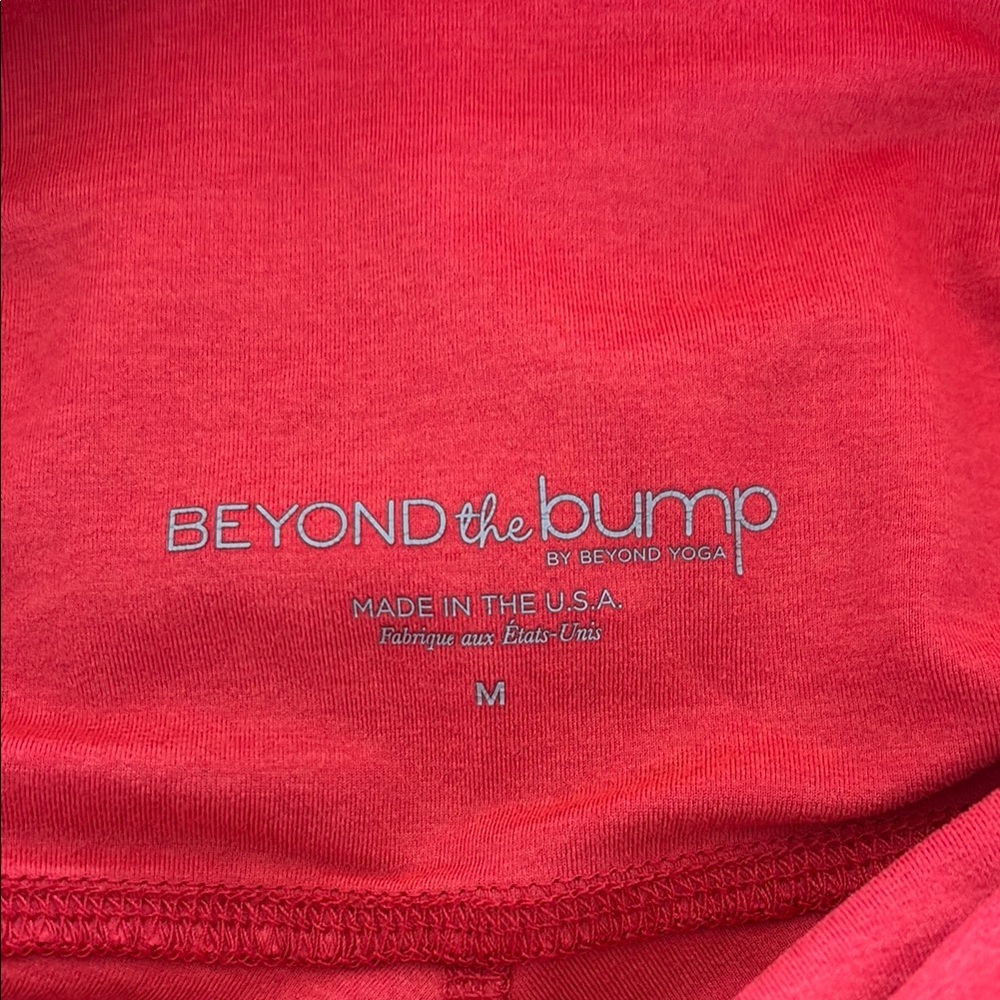 Beyond the Bump Vibrant Red Maternity Leggings - Picture 2 of 2